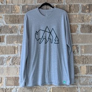 Wild Tribute 4 The Parks Bison Mountains Evergreen Trees Long Sleeve T-Shirt LG